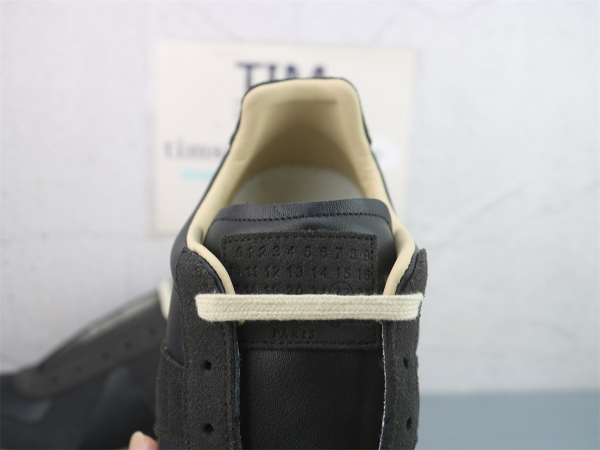 Maison Margiela Replica Black Gum